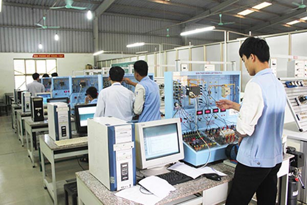 Du học nghề Nhật Bản ngành điện tử, điện lạnh