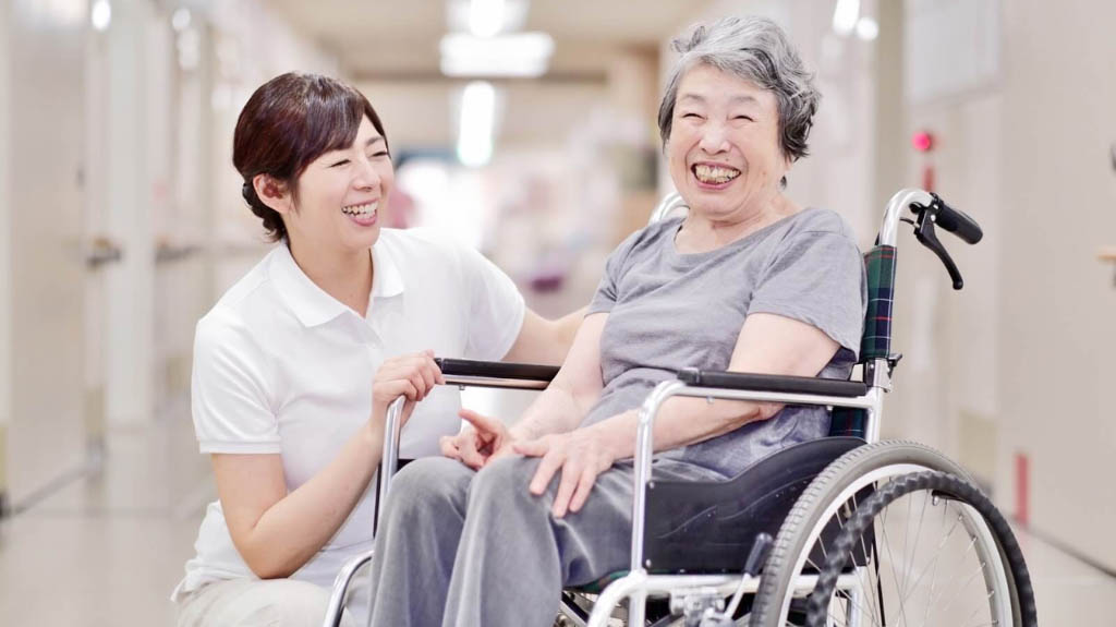 Ngành điều dưỡng và chăm sóc sức khỏe