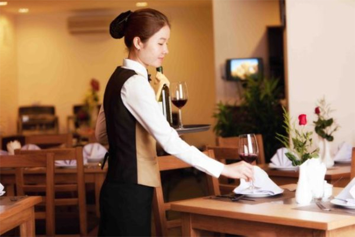Nhóm công việc nhà hàng, khách sạn