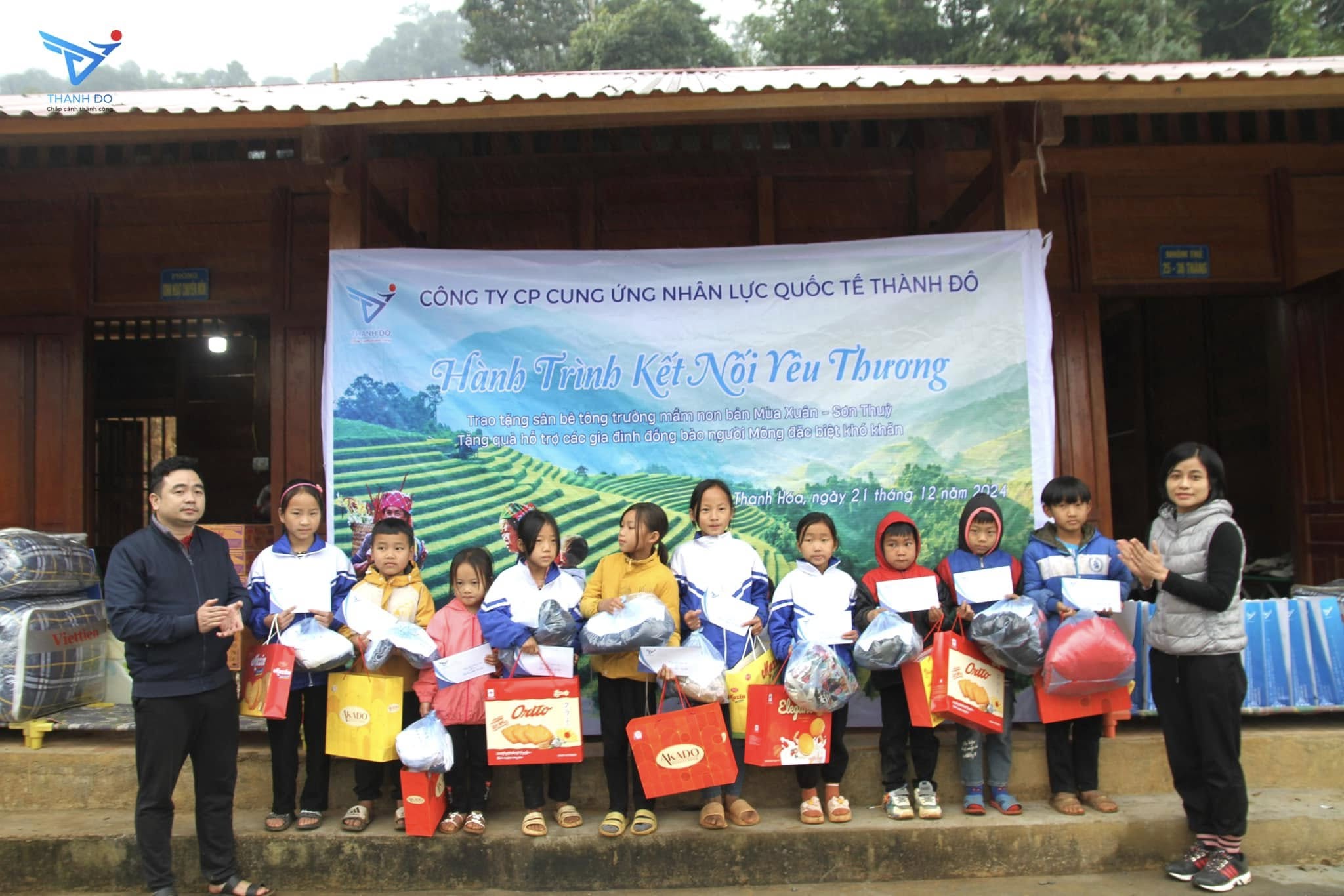 Thành Đô IES nối dài hành trình Kết nối yêu thương tại huyện Quan Sơn, Thanh Hóa